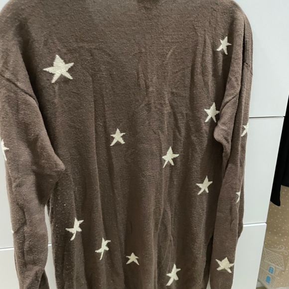 Star sweater - Picture 2 of 2